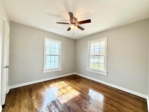 4813 Sandage Avenue Fort Worth TX 76115