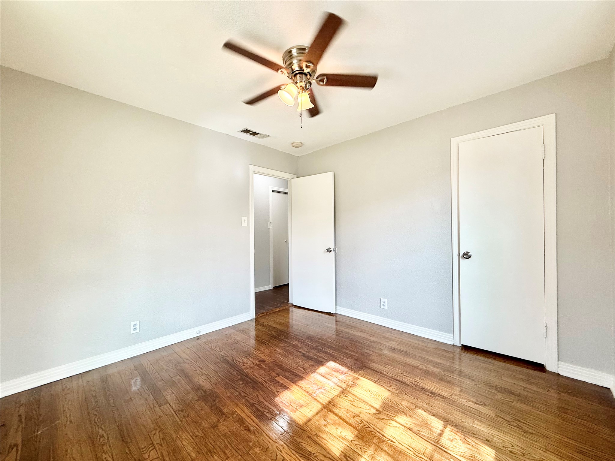 4813 Sandage Avenue Fort Worth TX 76115