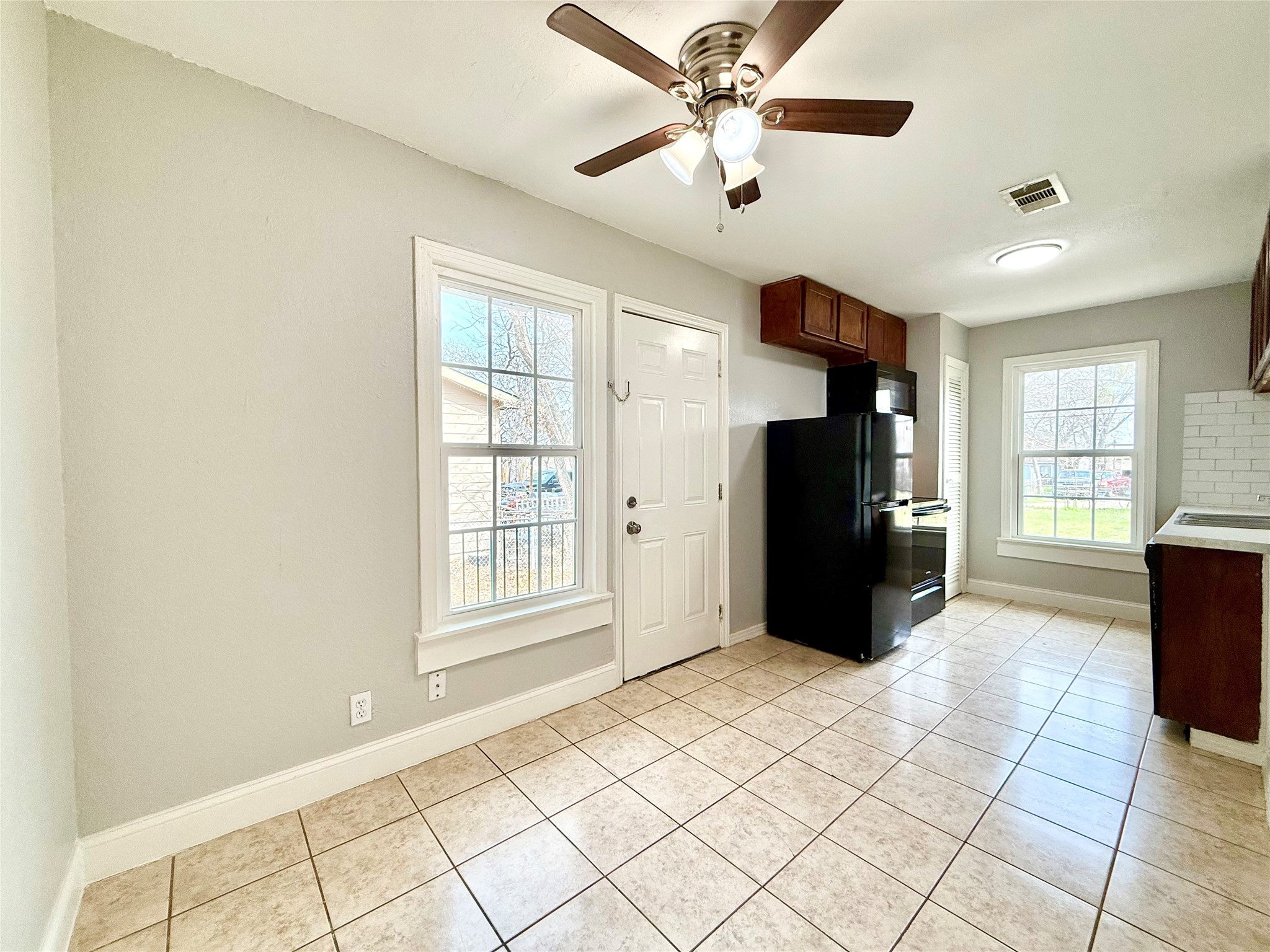4813 Sandage Avenue Fort Worth TX 76115