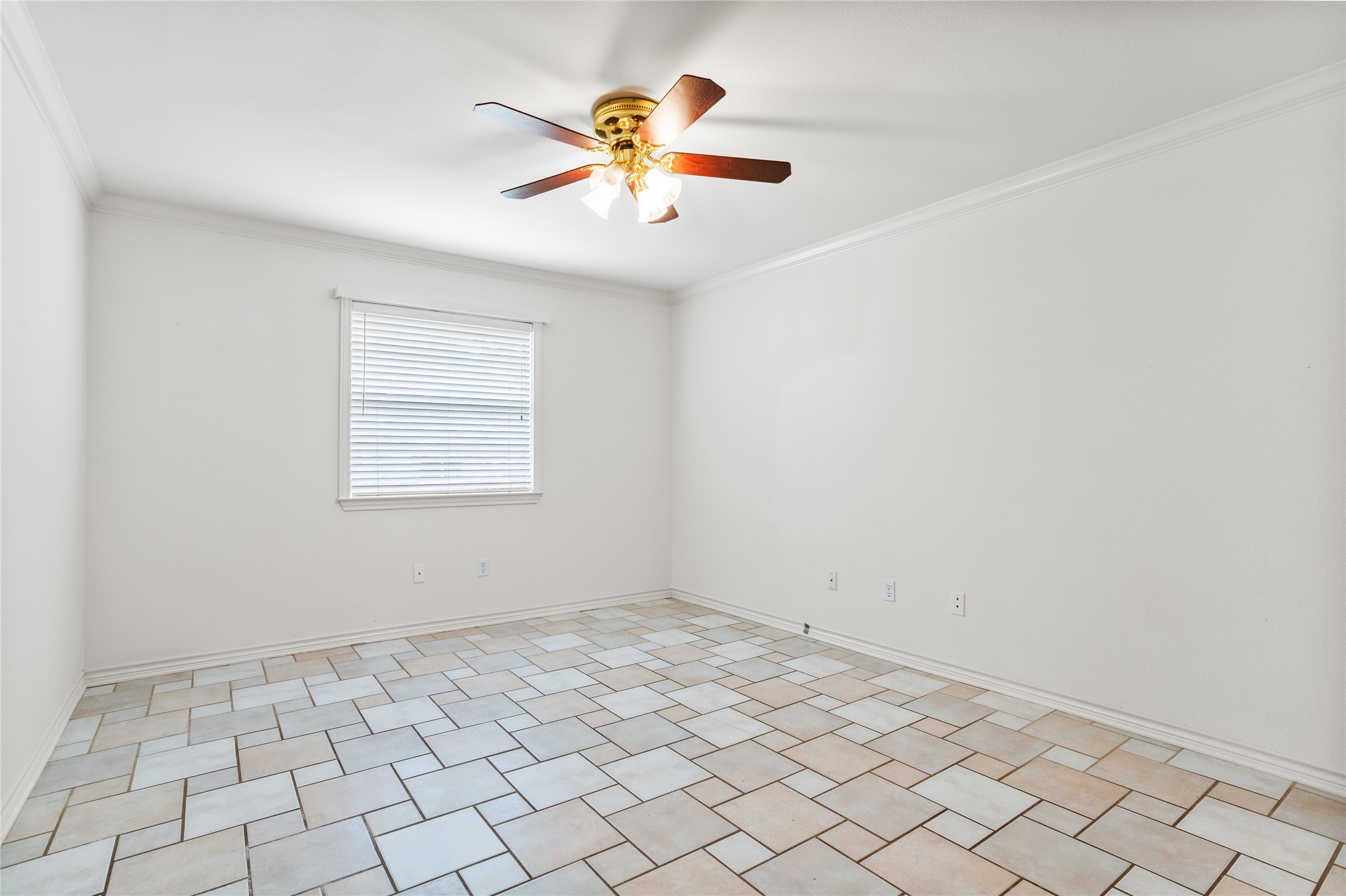 2100 Deer Run Denison TX 75020