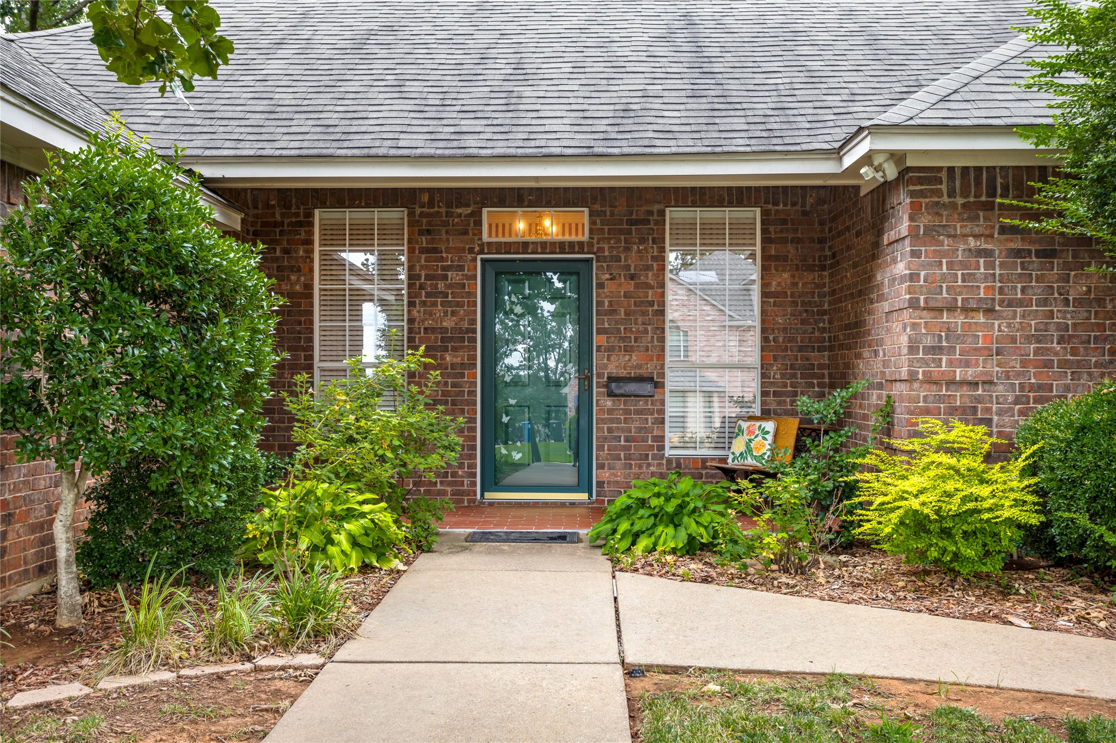 2100 Deer Run Denison TX 75020