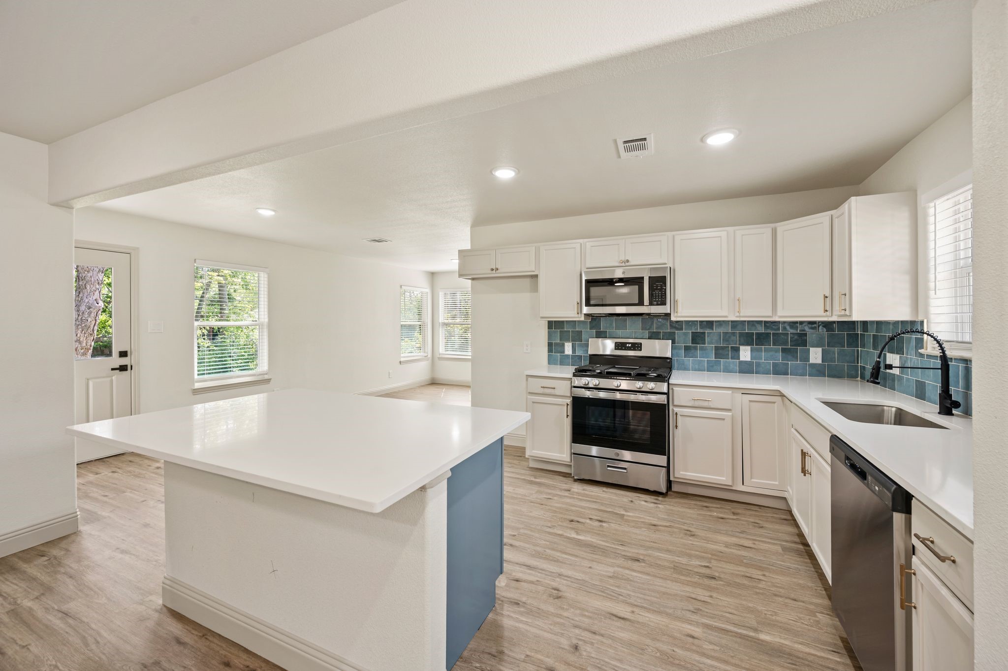 5008 Nadine Drive Haltom City TX 76117