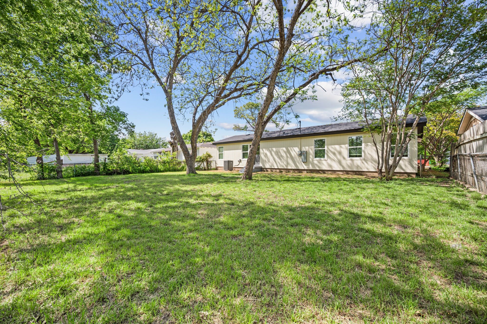 5008 Nadine Drive Haltom City TX 76117