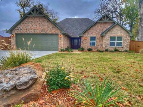2055 W Sherman Street Paris TX 75460