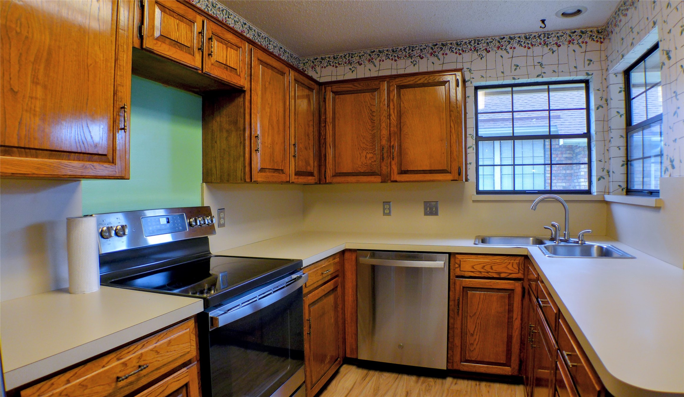1312 Concho Drive Benbrook TX 76126