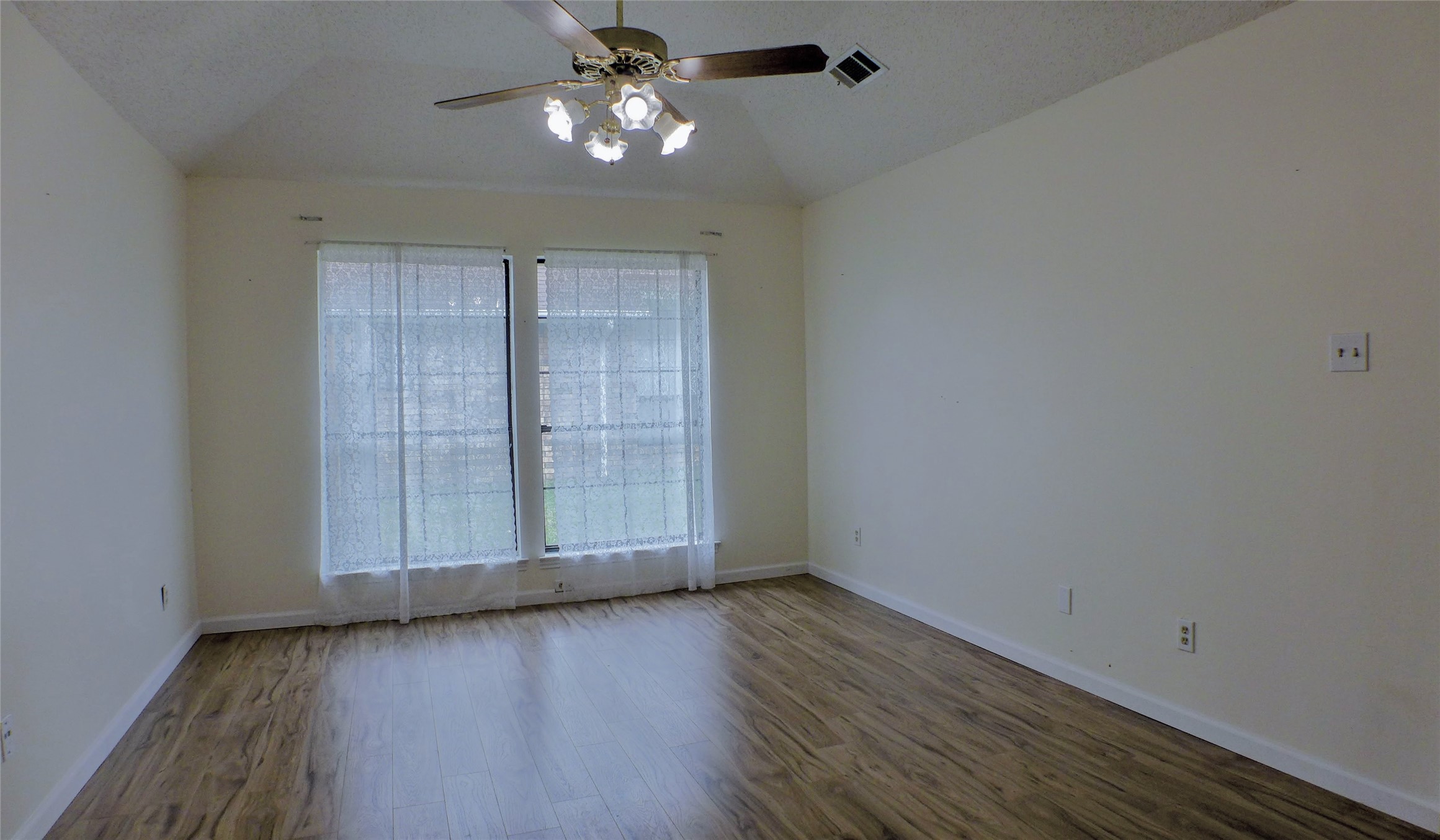 1312 Concho Drive Benbrook TX 76126