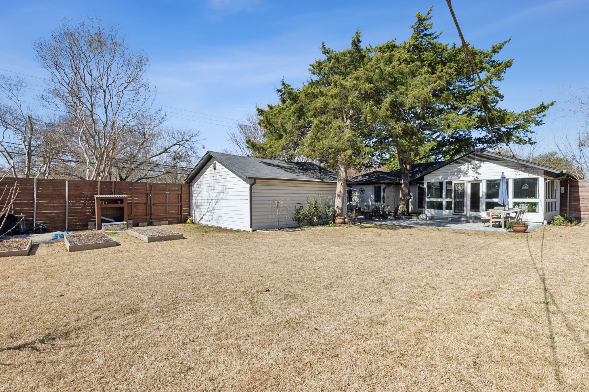 10006 Lake Gardens Drive Dallas TX 75218