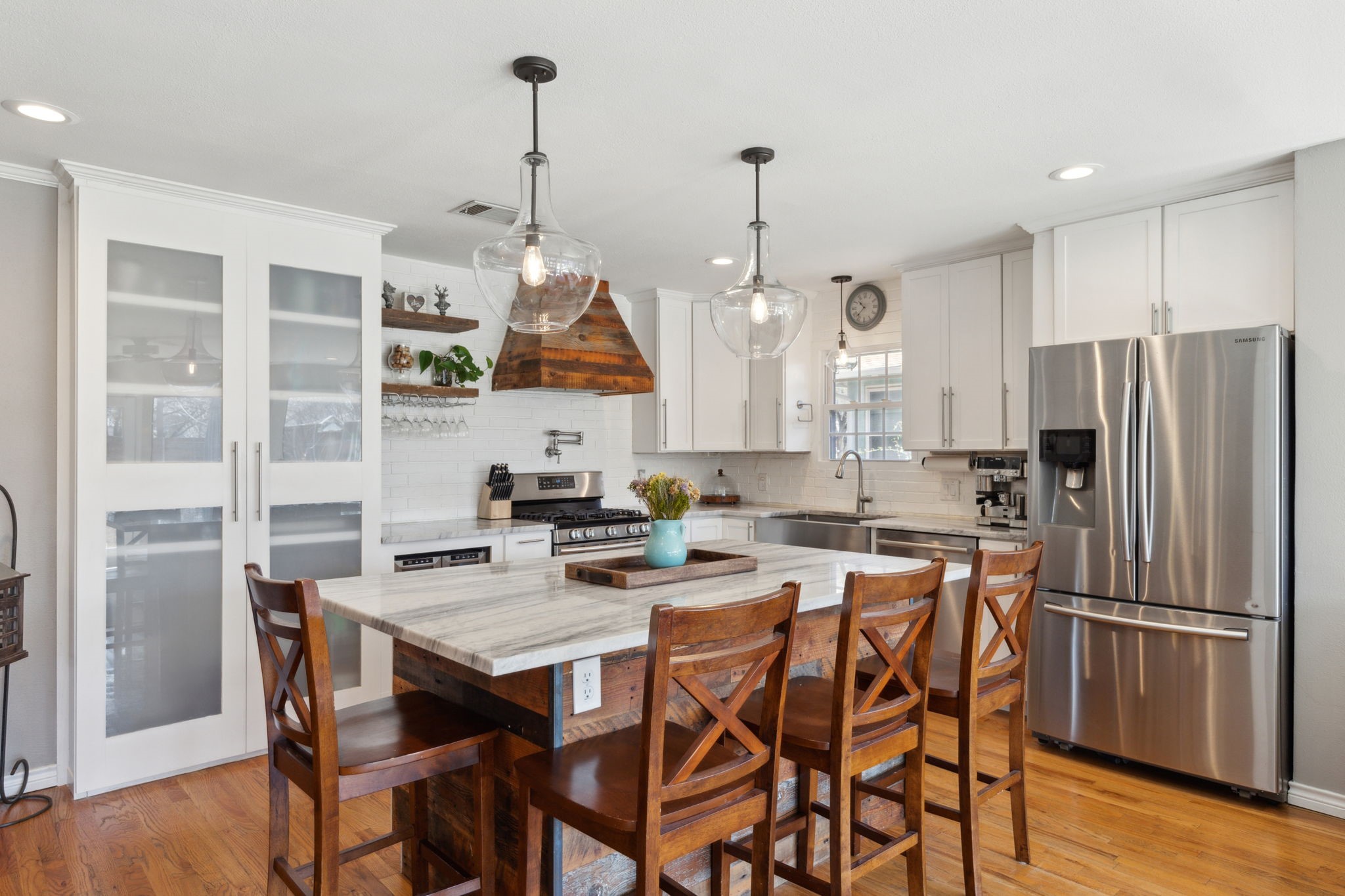 10006 Lake Gardens Drive Dallas TX 75218