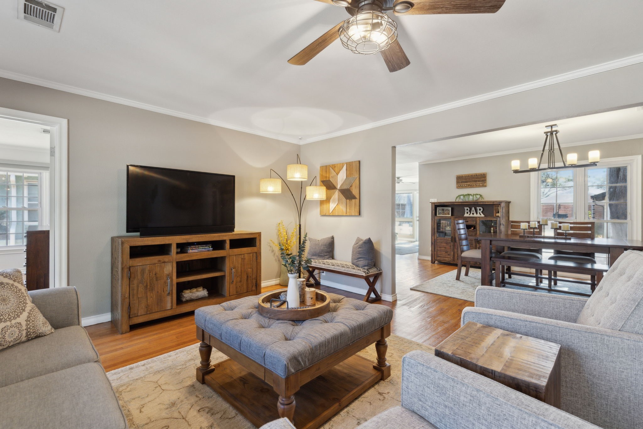 10006 Lake Gardens Drive Dallas TX 75218