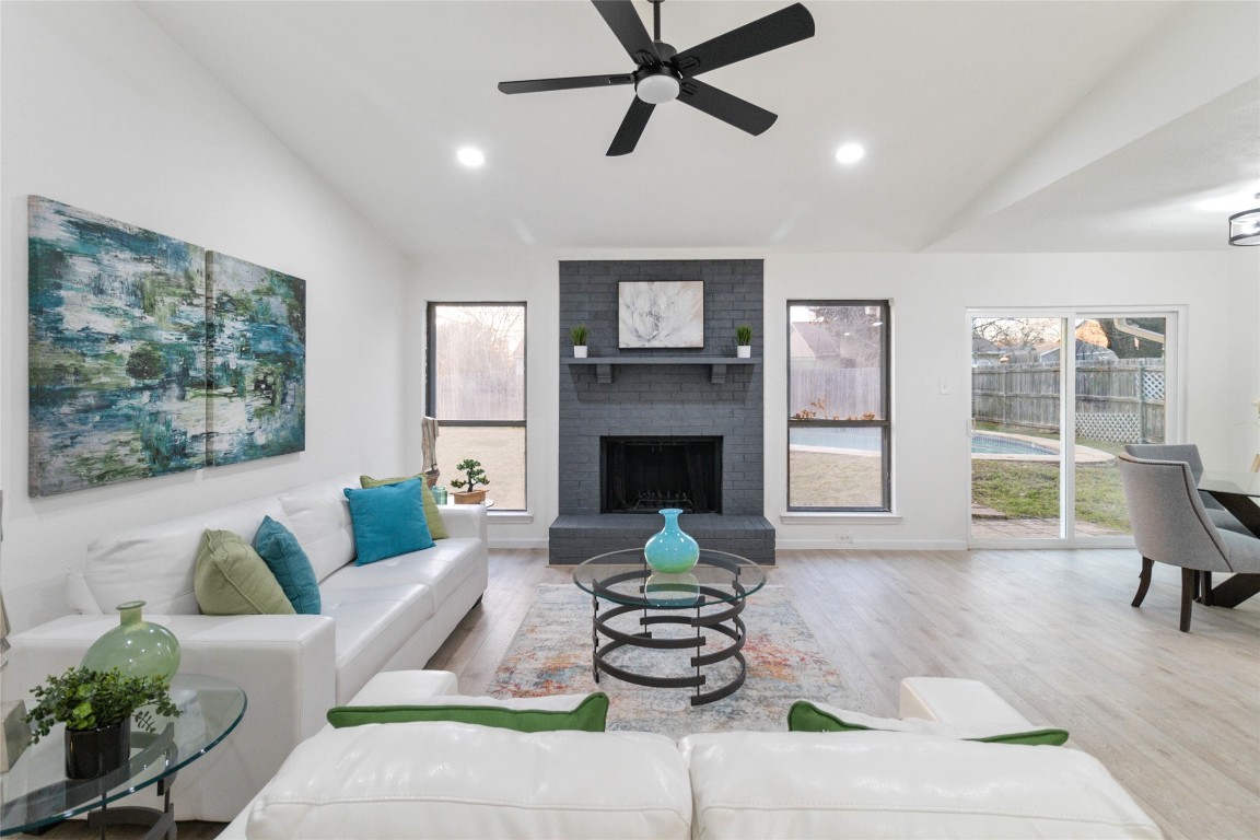 1900 Secret Court Arlington TX 76006
