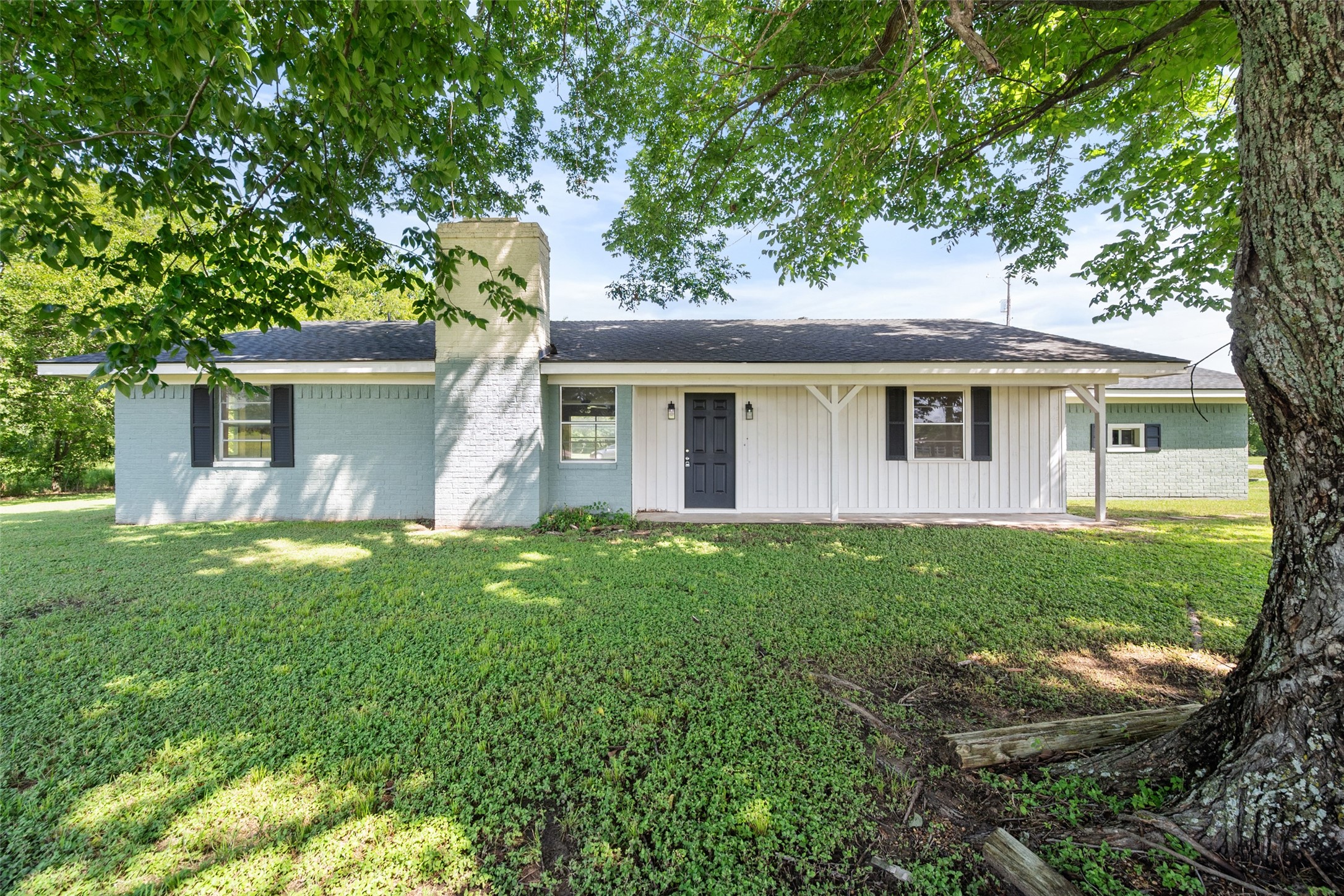 809 S Kerr Street Blooming Grove TX 76626