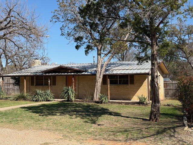 1101 Sierra Vista Granbury TX 76048