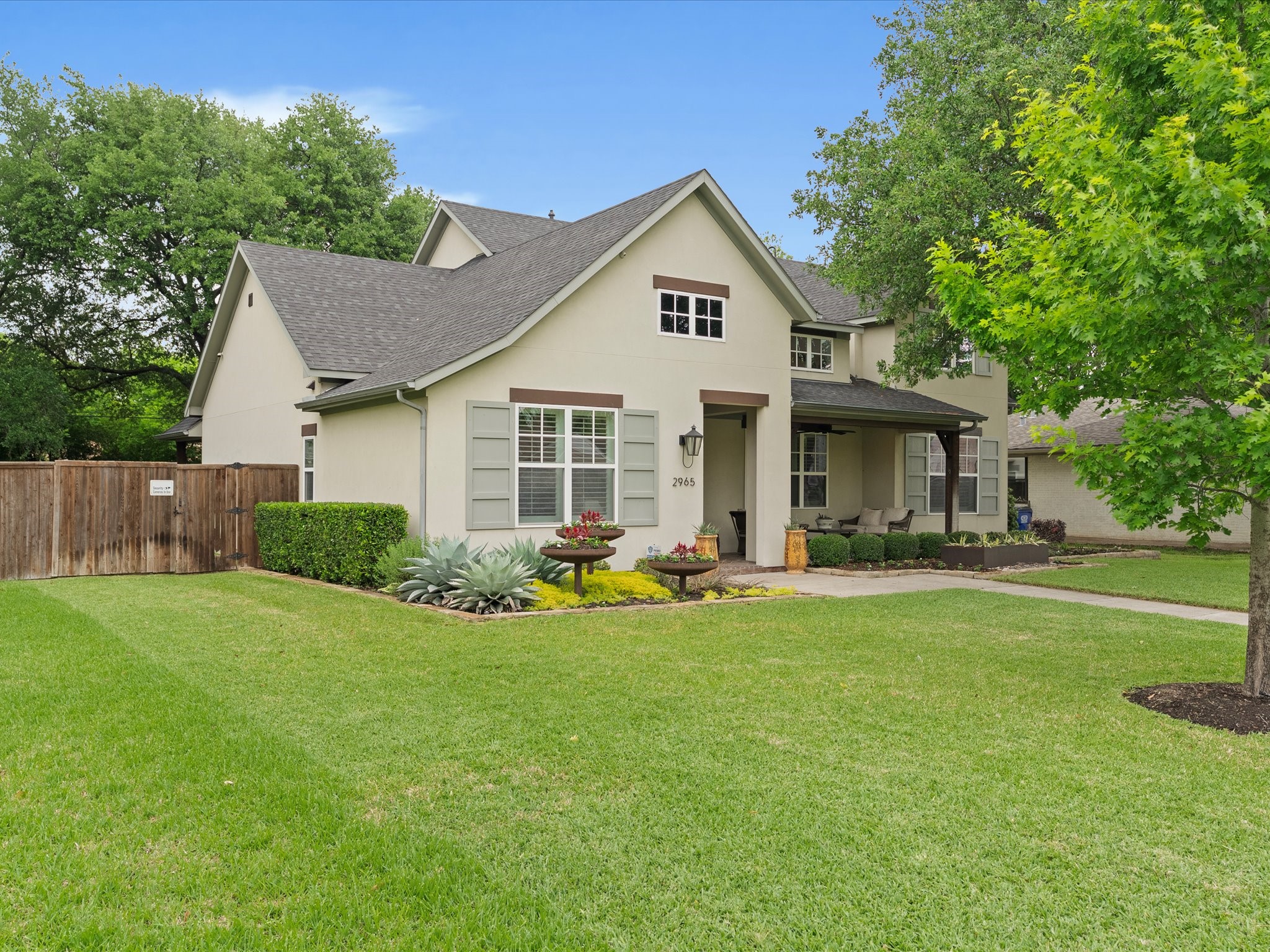 2965 Eric Lane Farmers Branch TX 75234