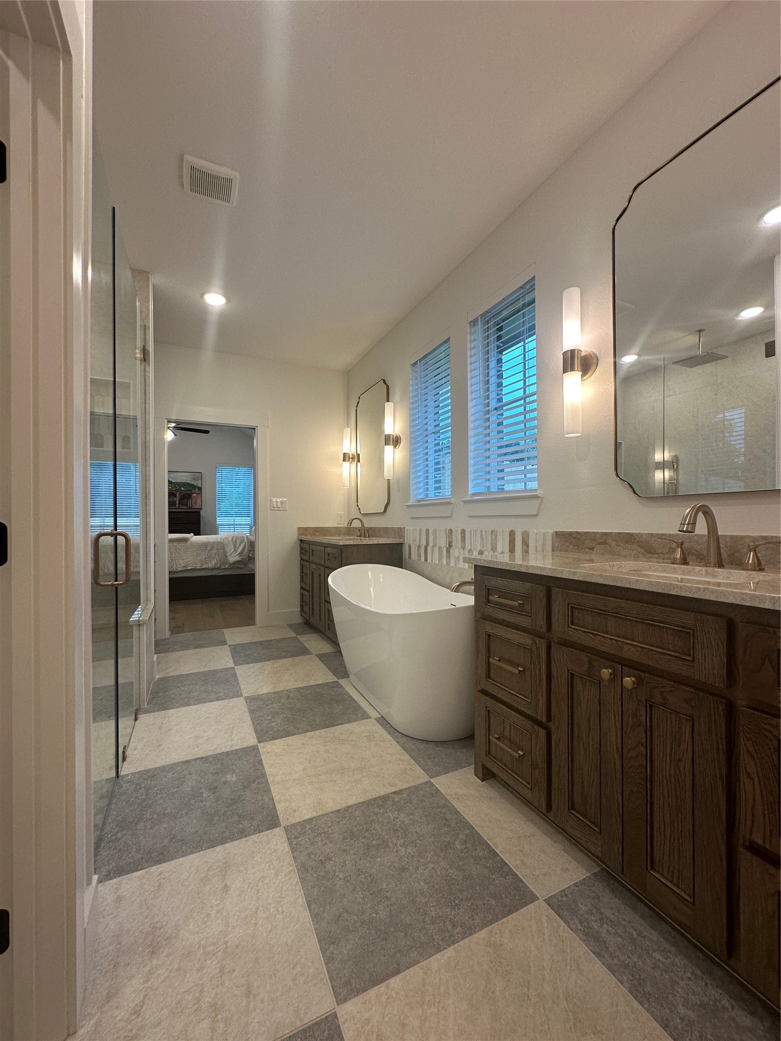 1032 Queen Elizabeth Drive Waco TX 76657