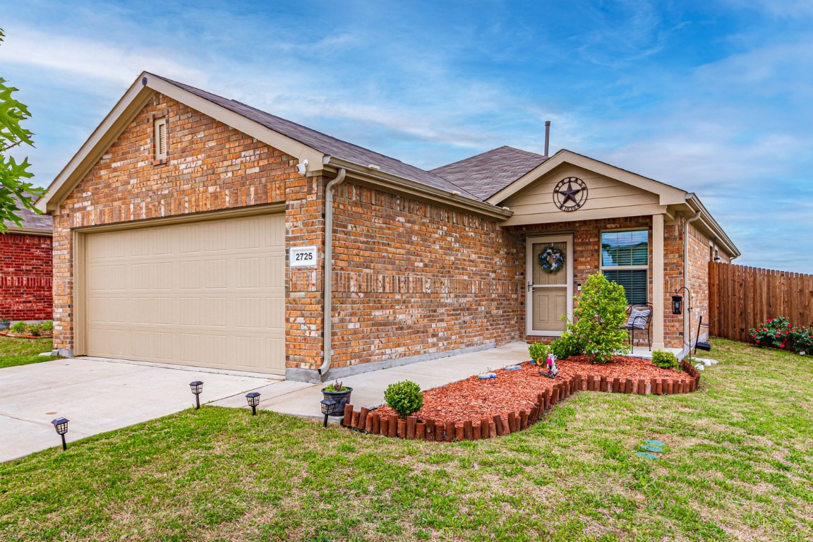 2725 Blackbuck Court Crandall TX 75114