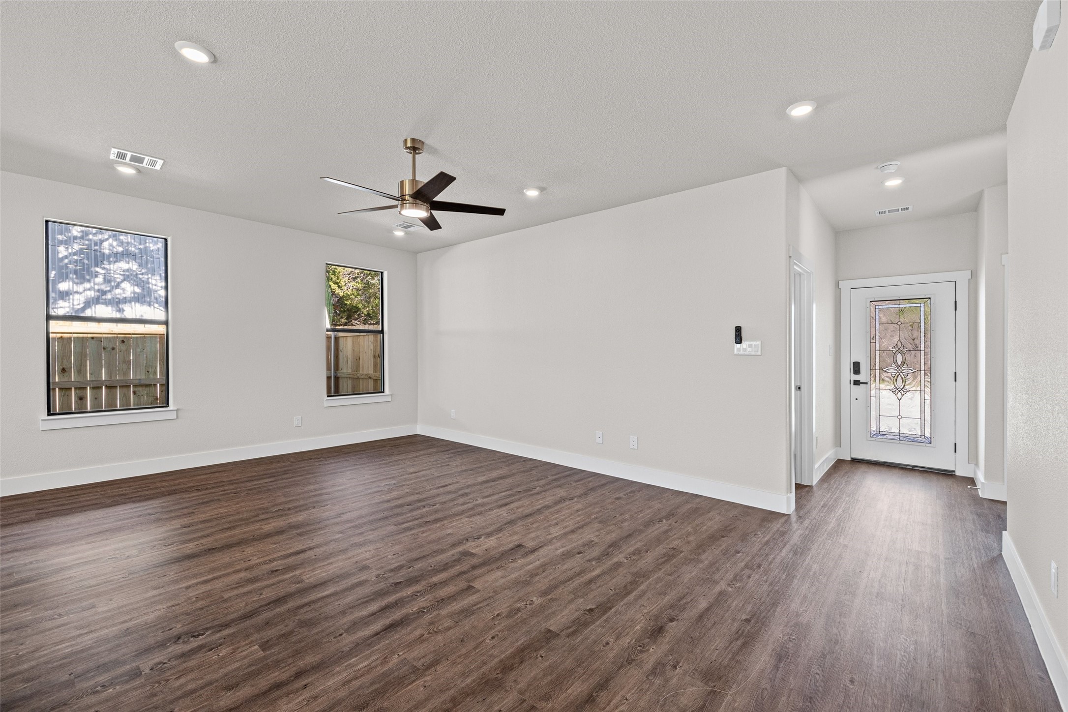 1531 Corona Drive Granbury TX 76048