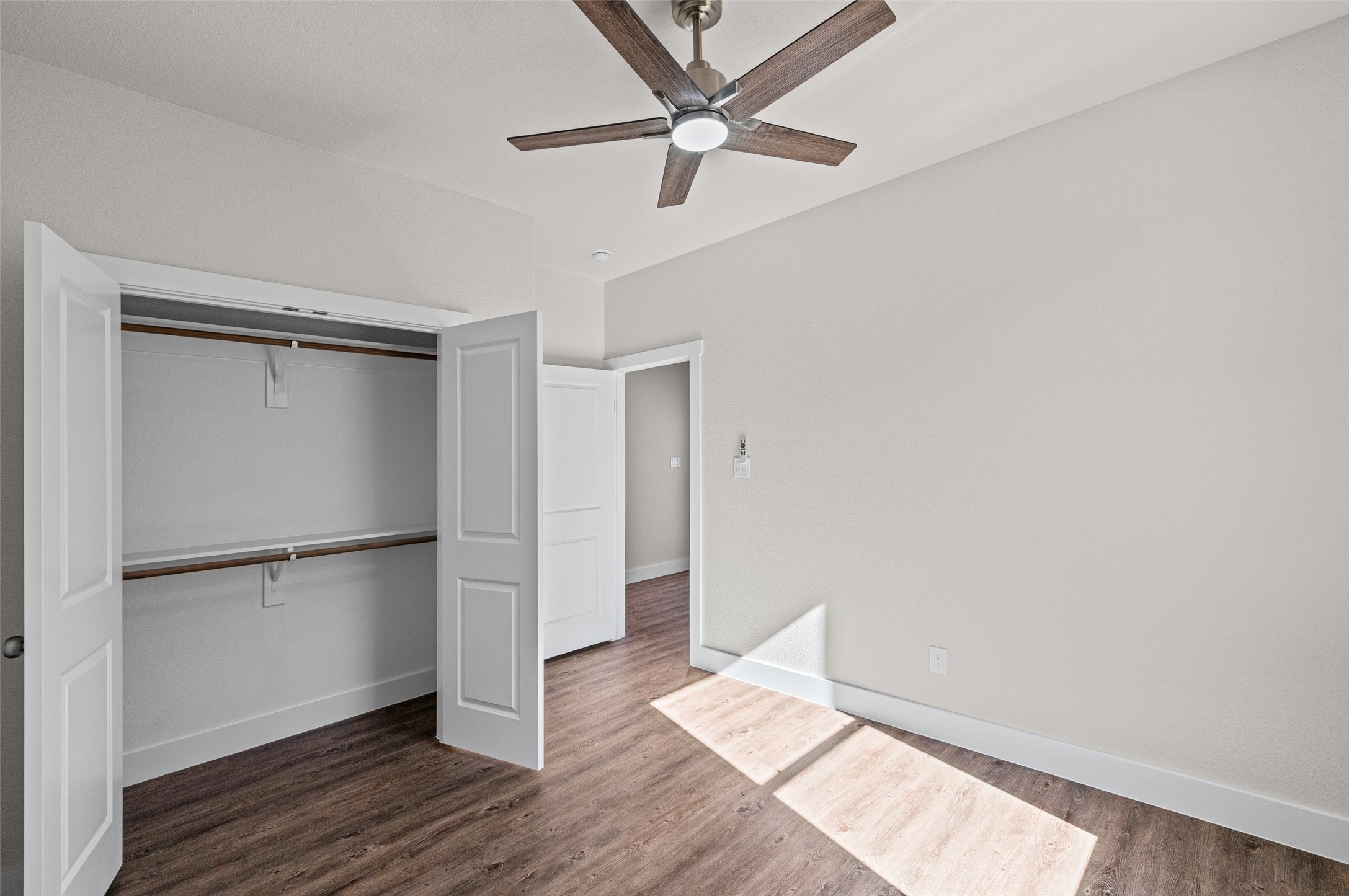 1531 Corona Drive Granbury TX 76048