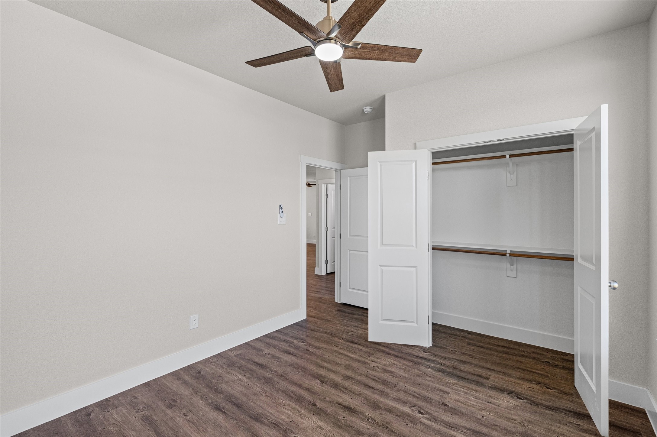 1531 Corona Drive Granbury TX 76048