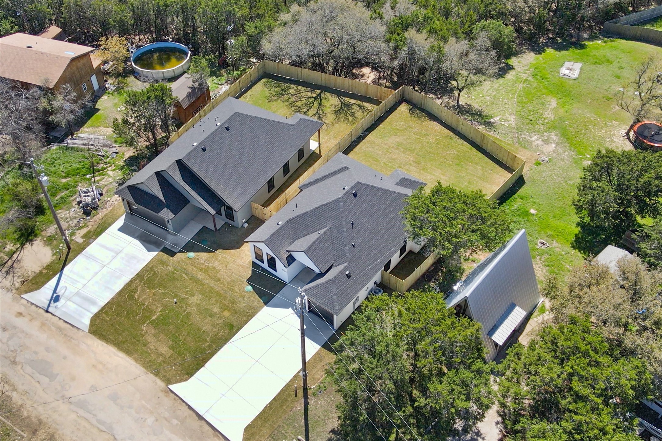 1531 Corona Drive Granbury TX 76048