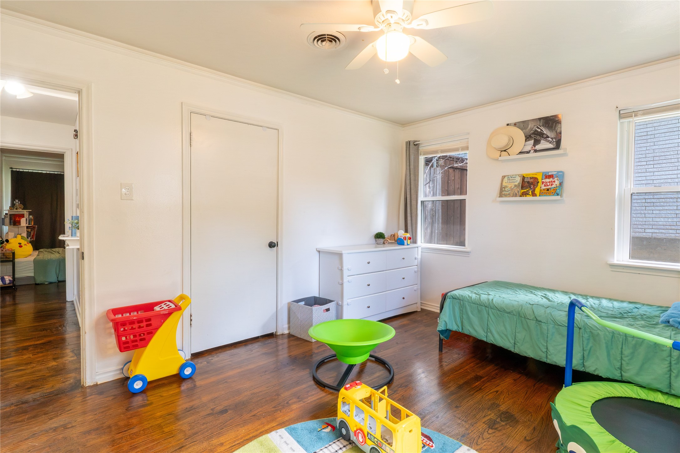 2422 Santa Cruz Drive Dallas TX 75227