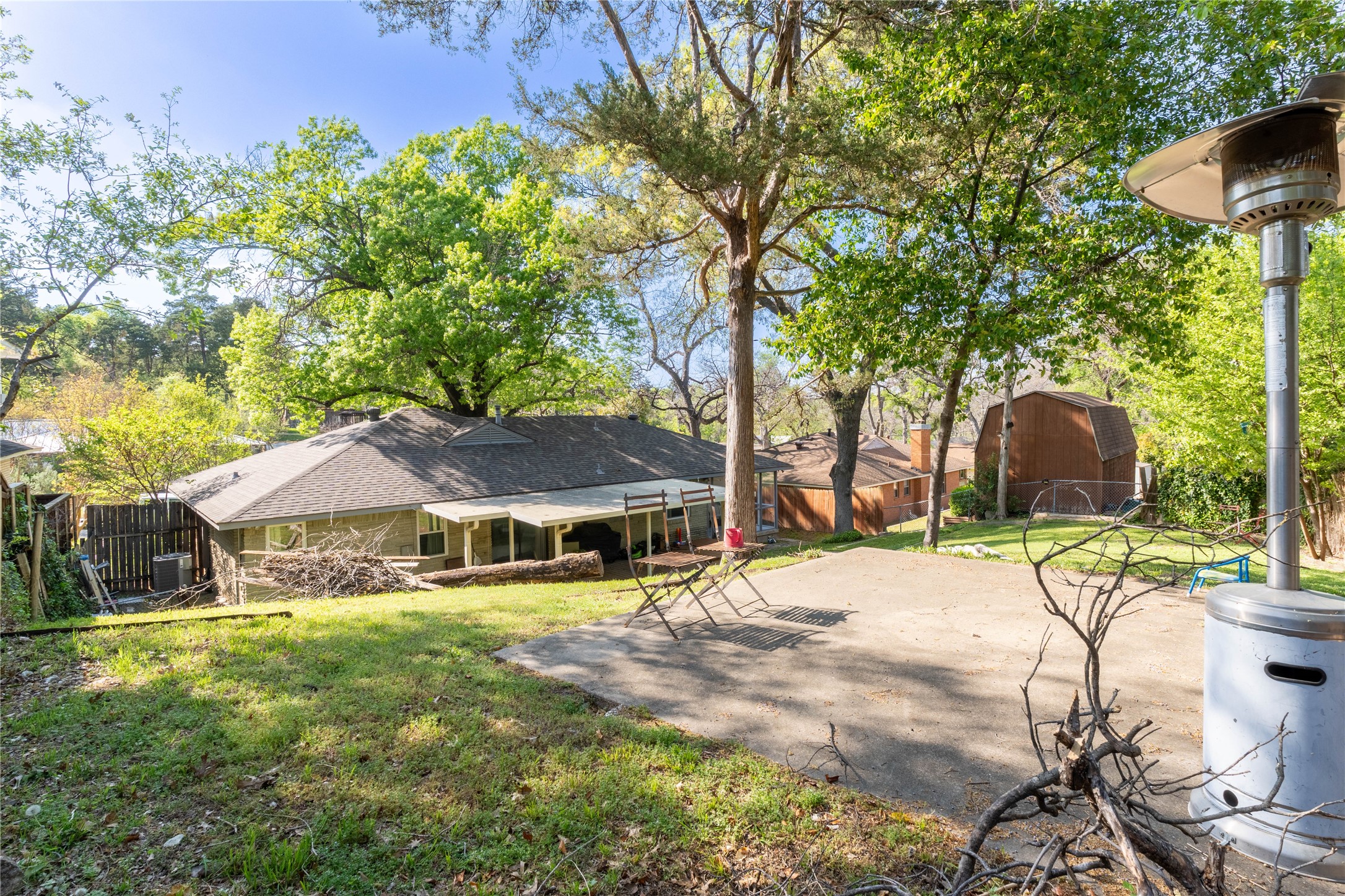 2422 Santa Cruz Drive Dallas TX 75227