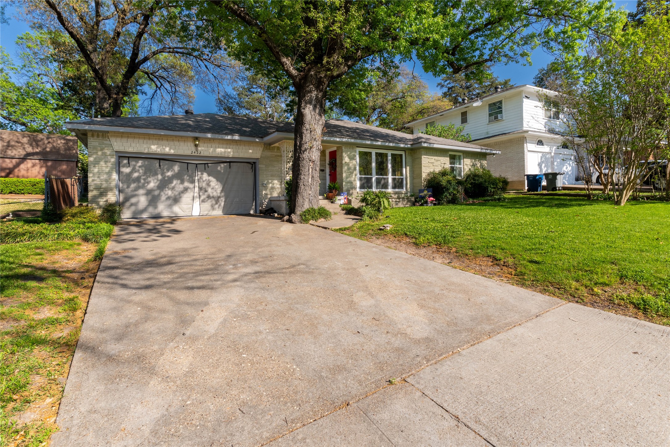 2422 Santa Cruz Drive Dallas TX 75227