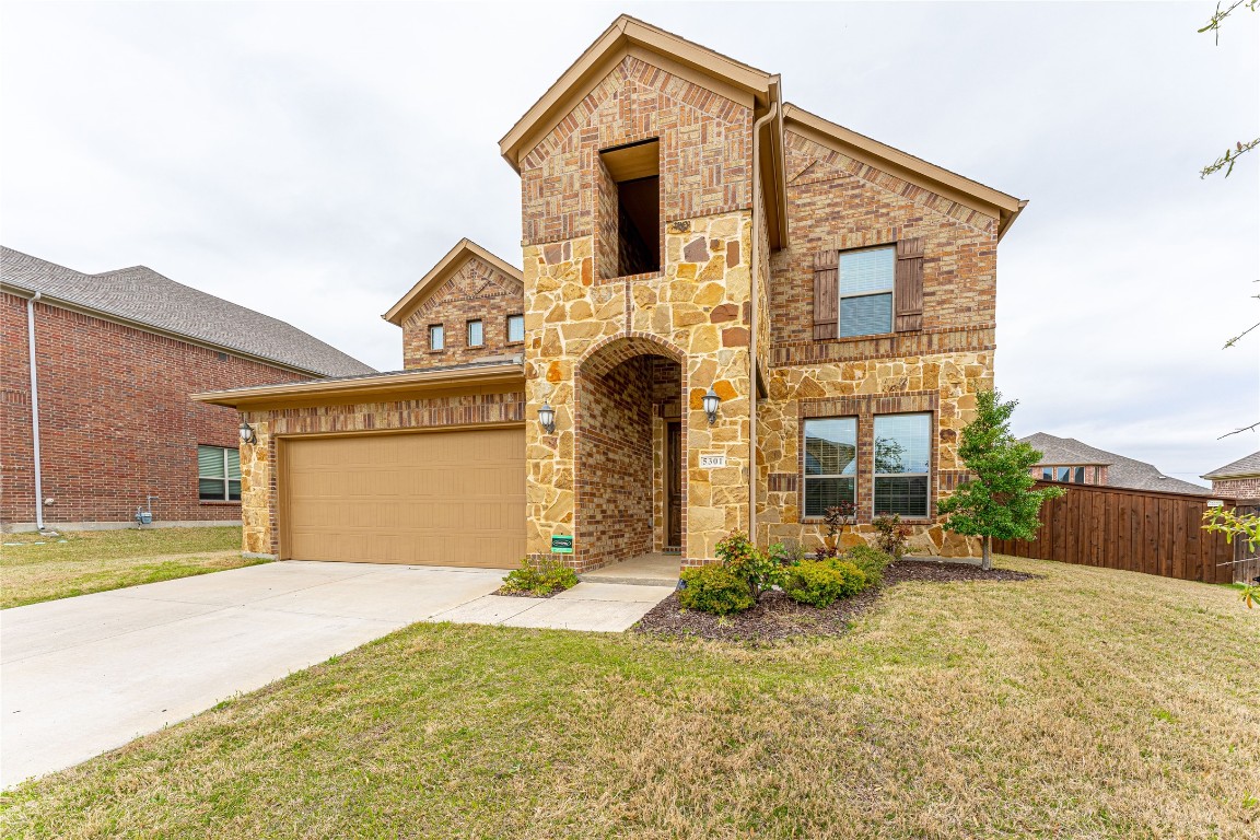 5301 Savanna Street Sachse TX 75048