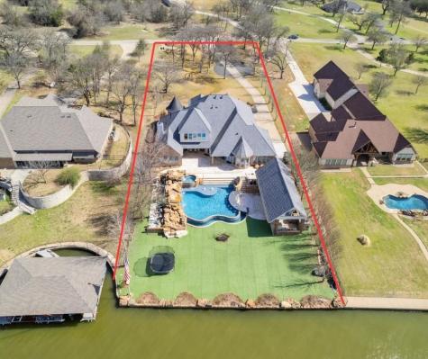 1904 W Emerald Bend Court Granbury TX 76049