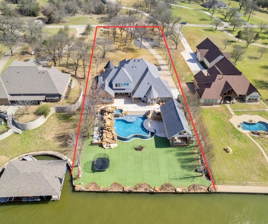 1904 W Emerald Bend Court Granbury TX 76049