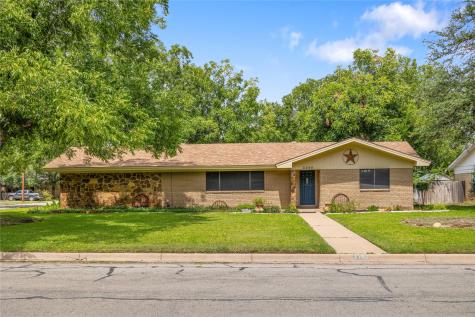 2200 11th Street Brownwood TX 76801