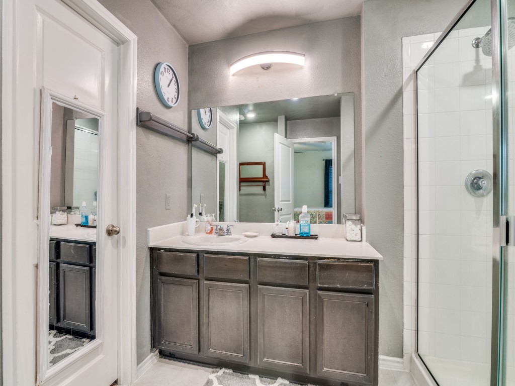 2431 Rosharon Drive Forney TX 75126