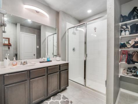 2431 Rosharon Drive Forney TX 75126