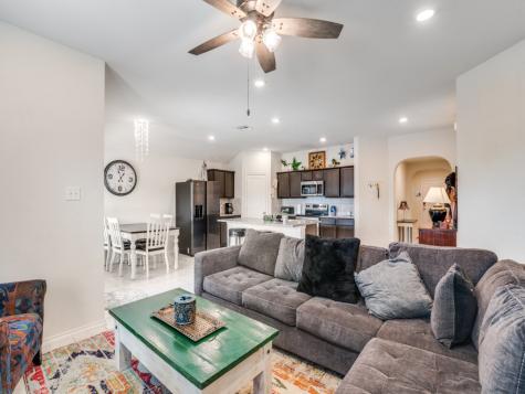 2431 Rosharon Drive Forney TX 75126