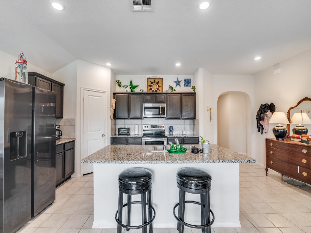 2431 Rosharon Drive Forney TX 75126