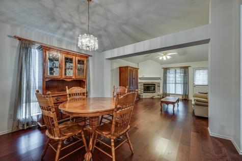 3036 Parkline Trail Grand Prairie TX 75052