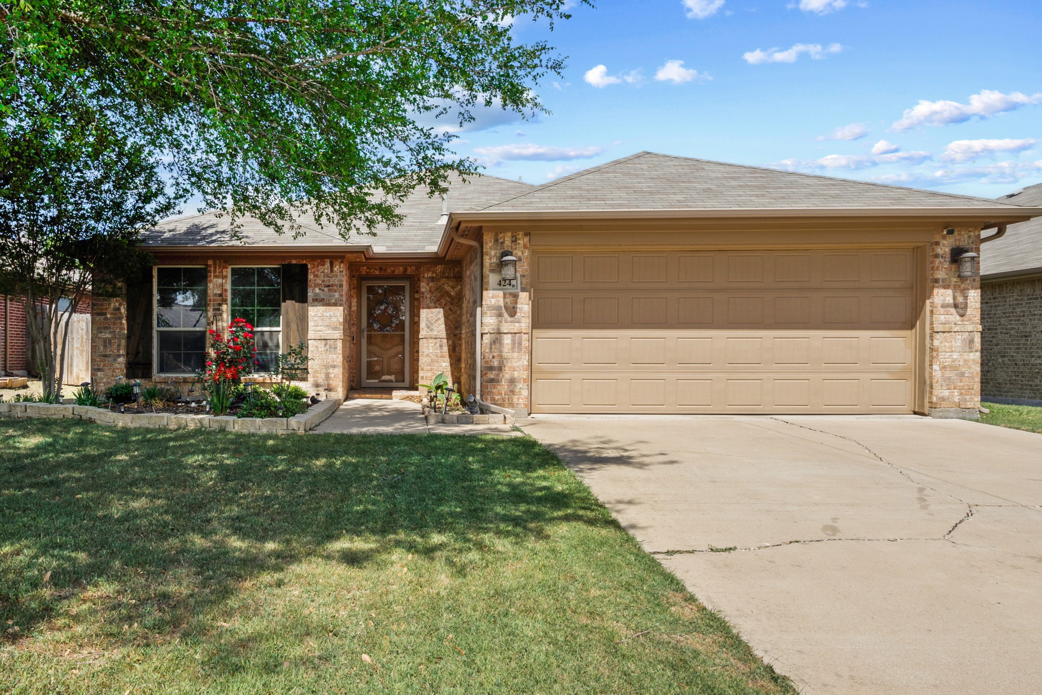 424 Brookhollow Lane Saginaw TX 76131