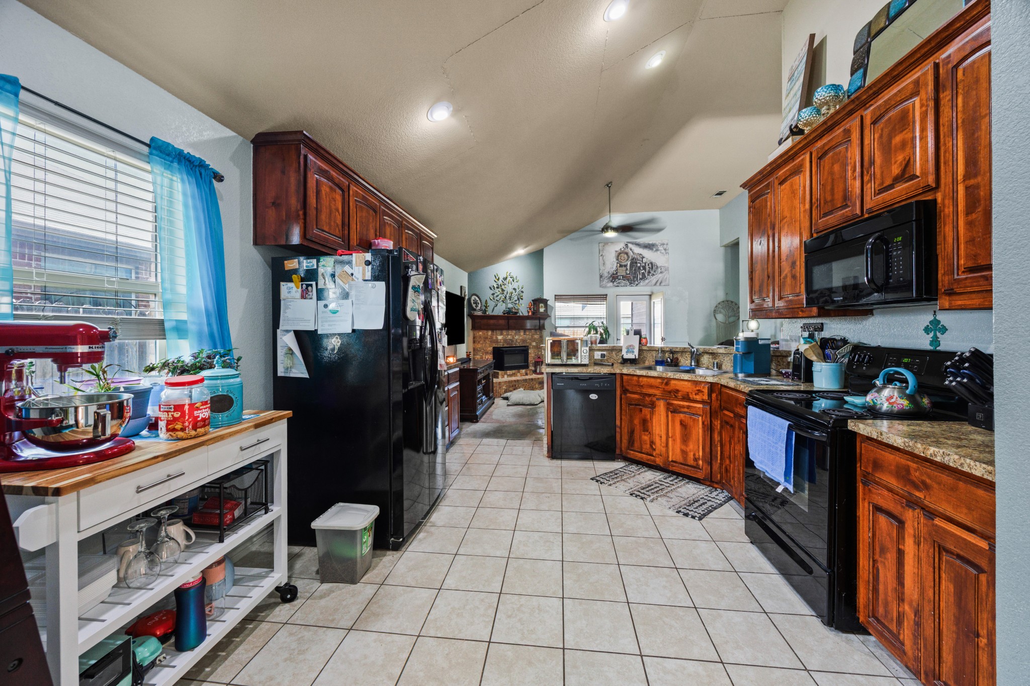 424 Brookhollow Lane Saginaw TX 76131