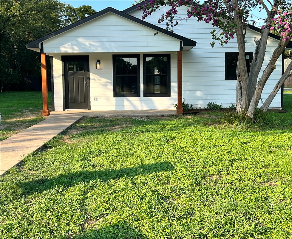 1324 Cherry Street Waco TX 76704
