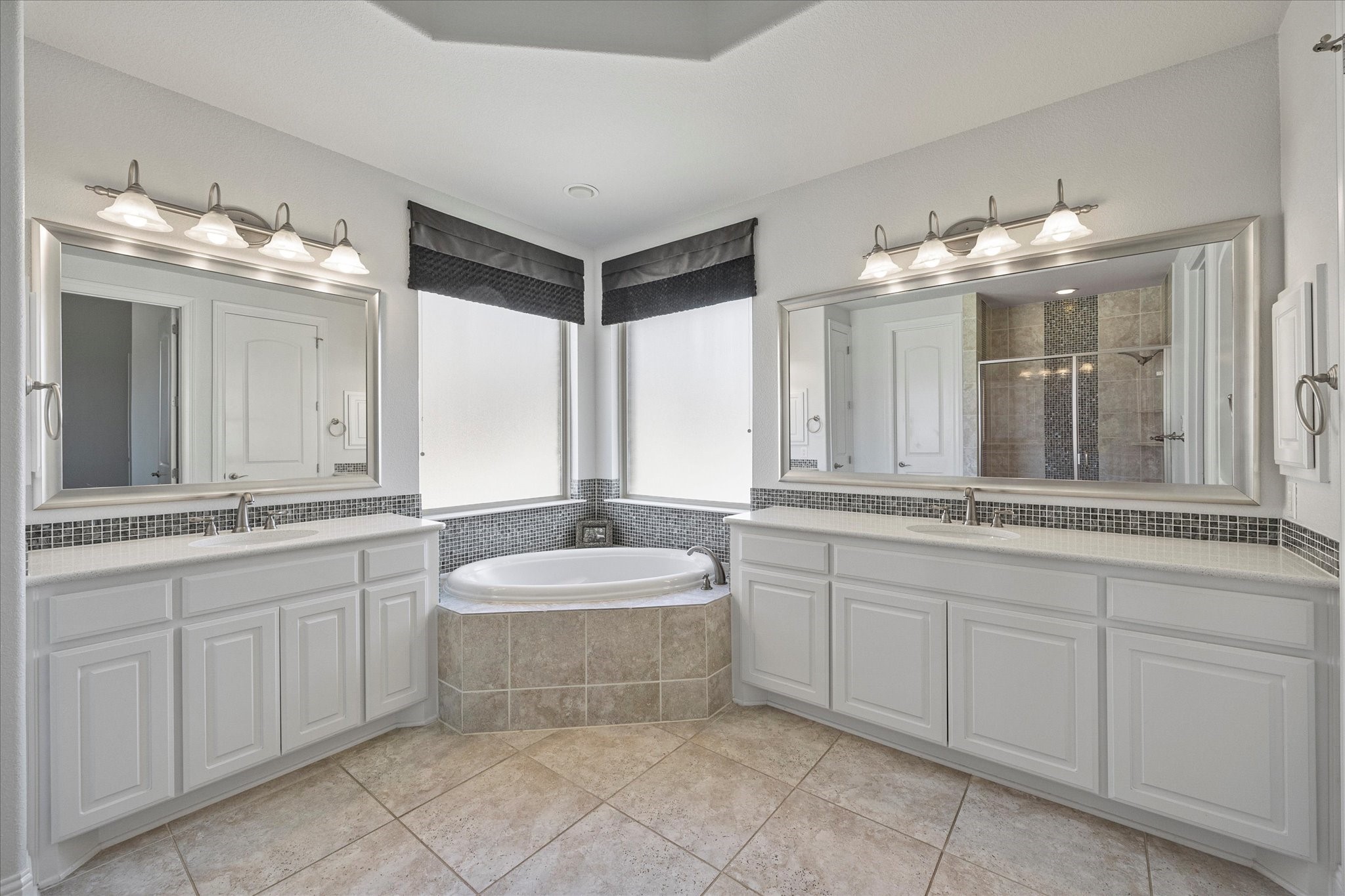 1904 Kings Pass Heath TX 75032