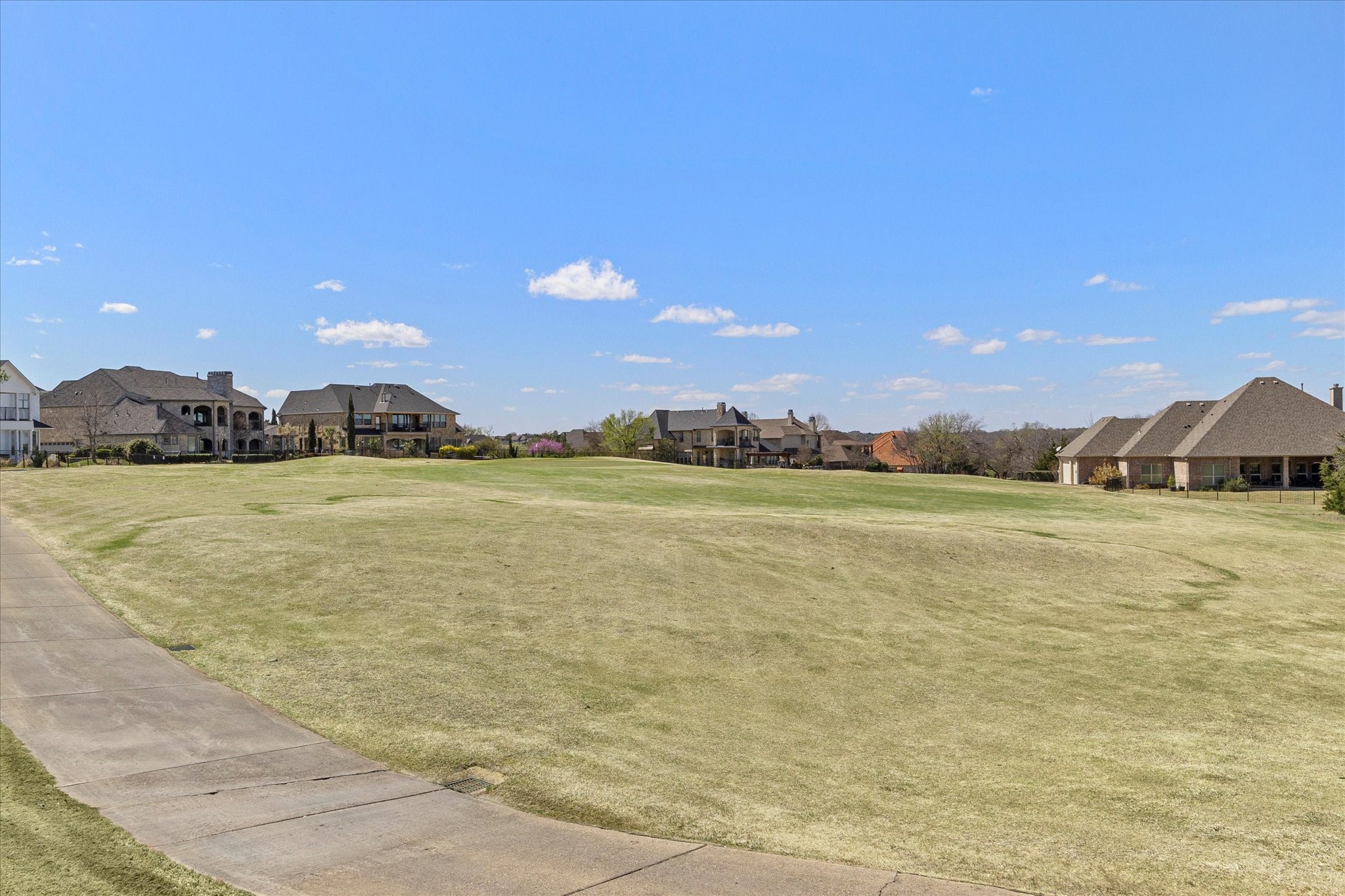 1904 Kings Pass Heath TX 75032