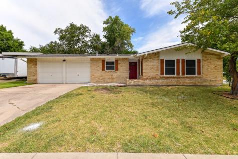 2313 Huntington Drive Arlington TX 76010