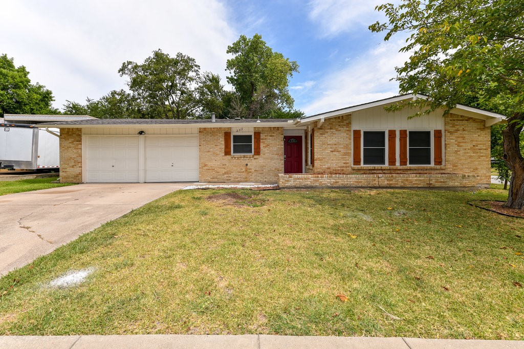 2313 Huntington Drive Arlington TX 76010