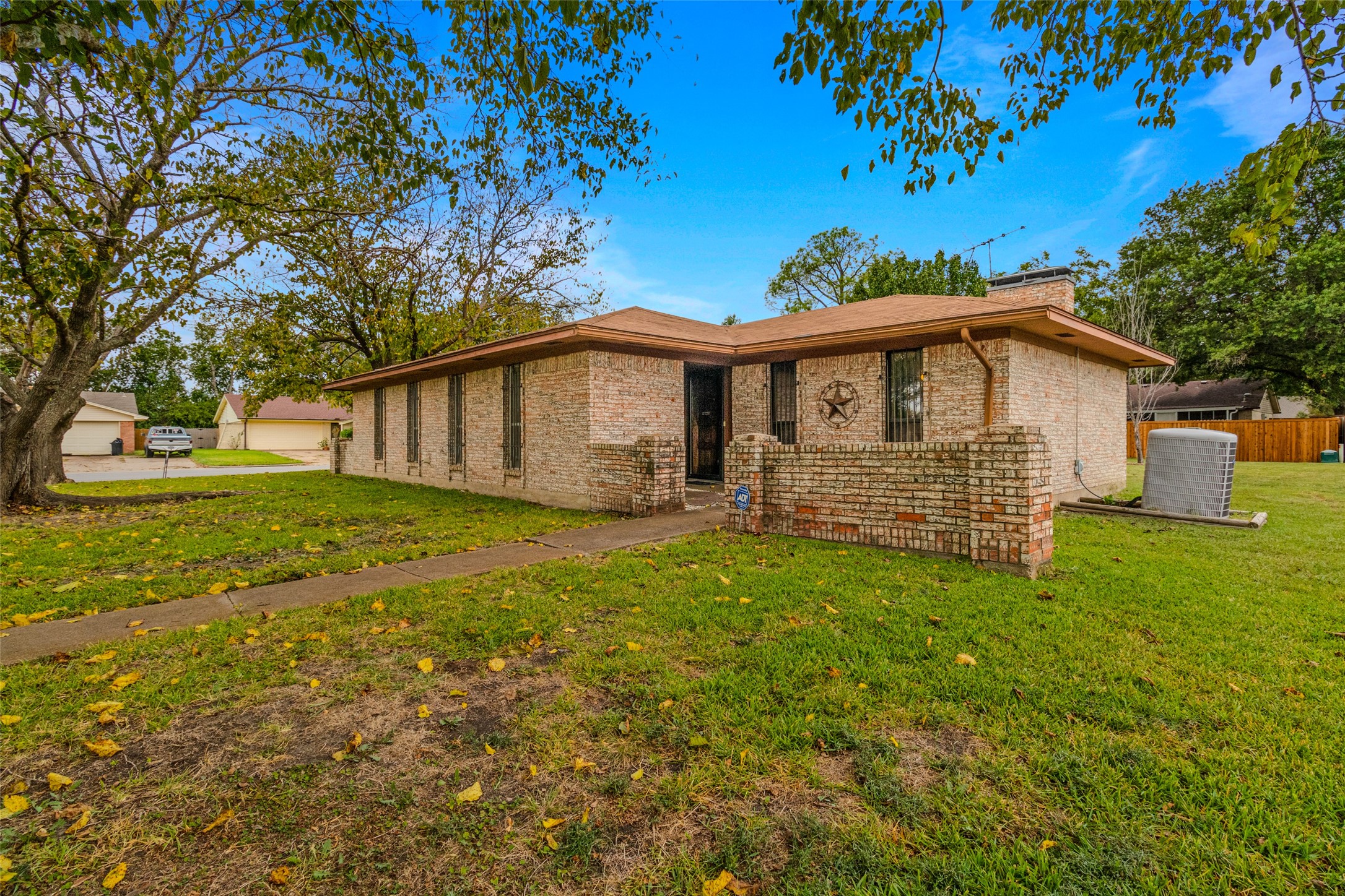 1801 Ridgecrest Drive Terrell TX 75160