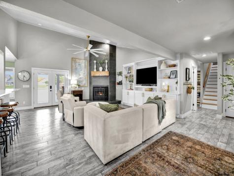 608 Casas Del Norte Ct Court Granbury TX 76049