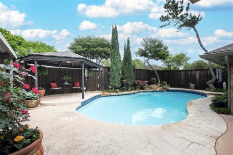 10011 Hickory Crossing Dallas TX 75243