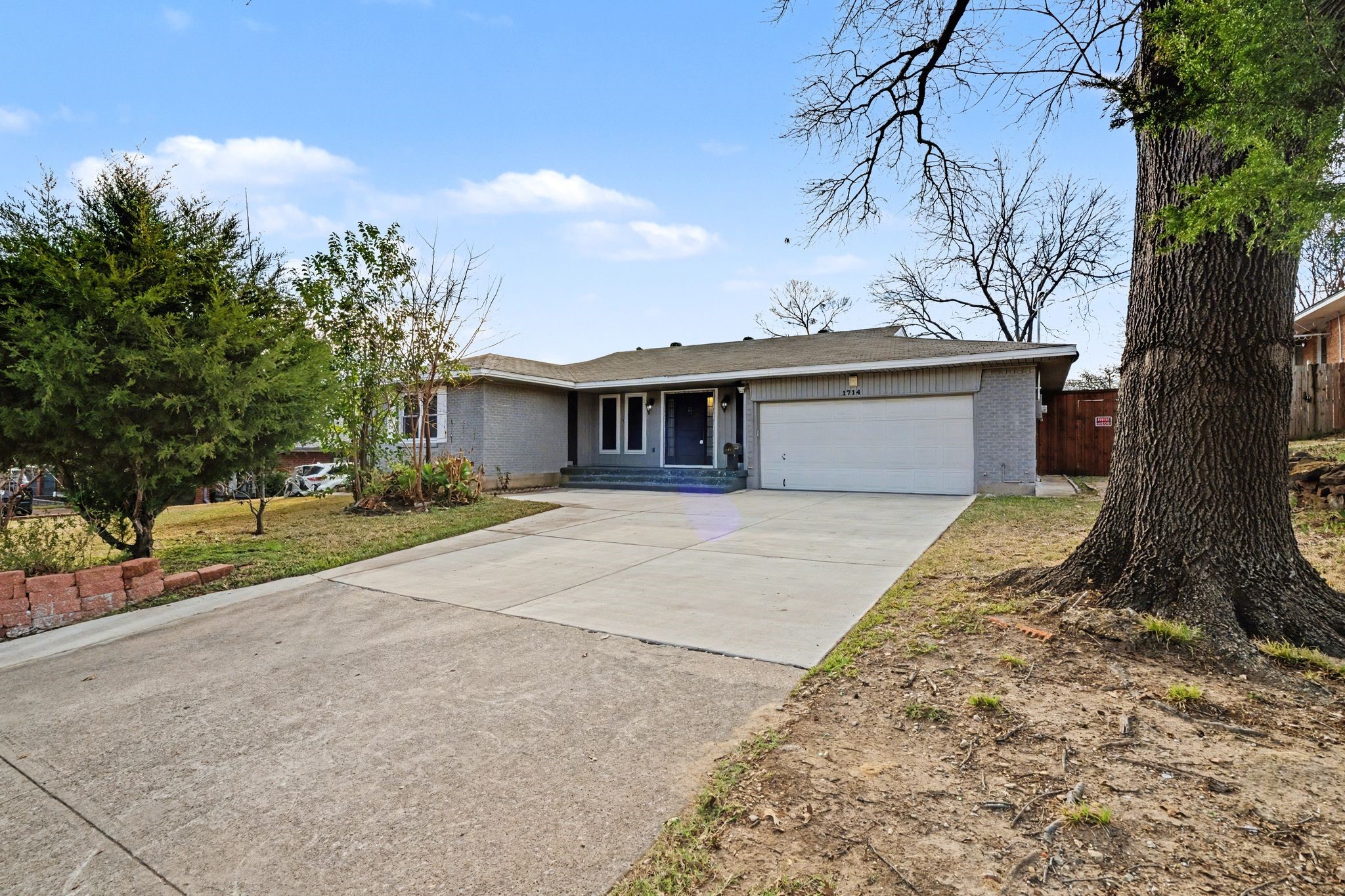 1714 E Union Bower Road Irving TX 75061
