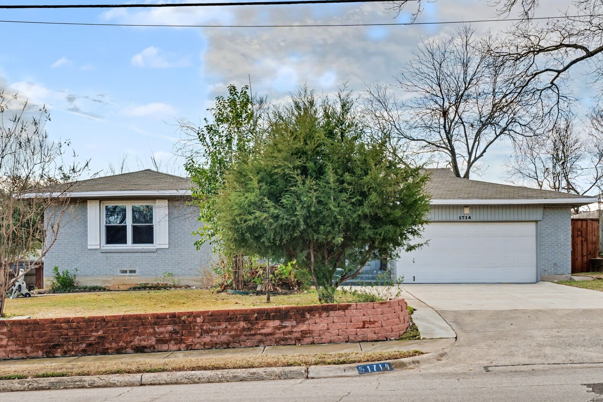 1714 E Union Bower Road Irving TX 75061