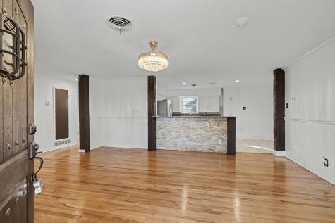 1714 E Union Bower Road Irving TX 75061