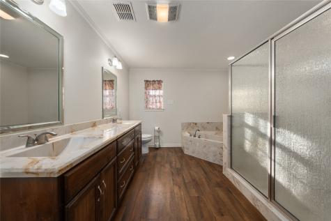 2122 Tower Drive Moody TX 76557