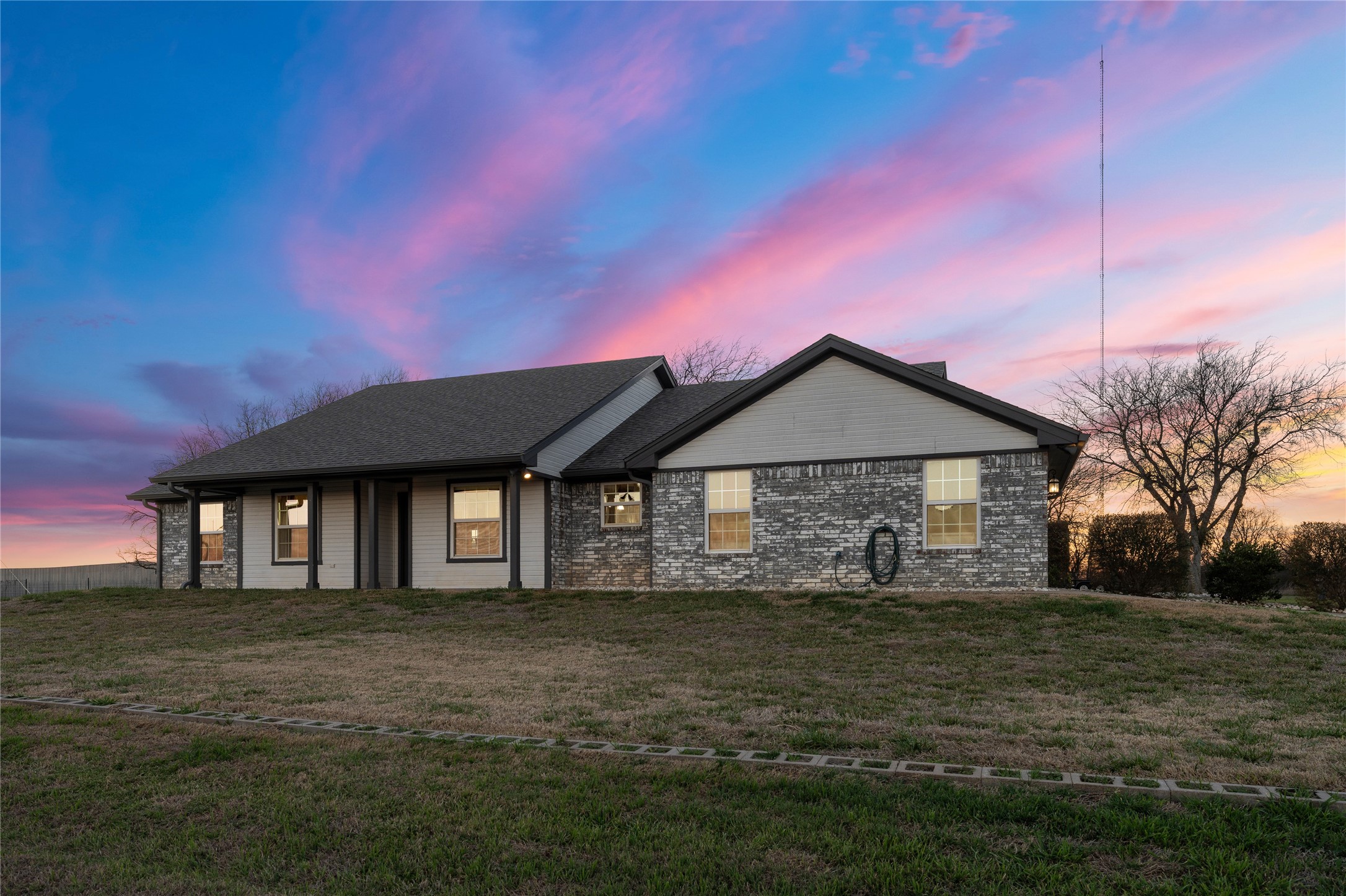 2122 Tower Drive Moody TX 76557